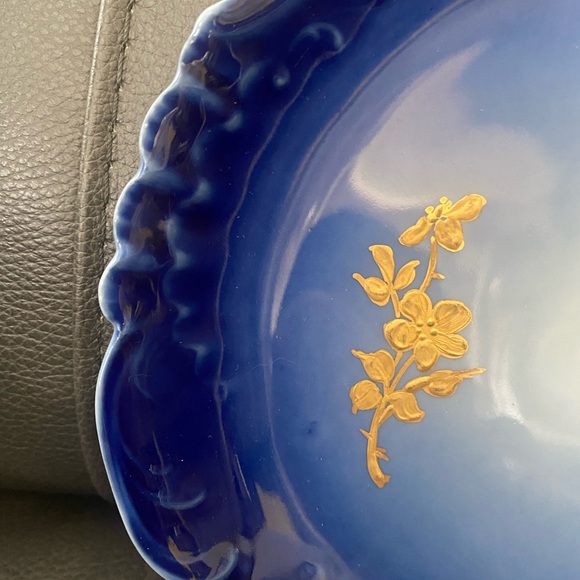 Antique Blue Plate with Gold Hand Painted Design Jean Pouyat in Limoges, France. - Picture 6 of 16